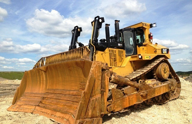 Bulldozer Caterpillar D11T Crawler Tractor 2011