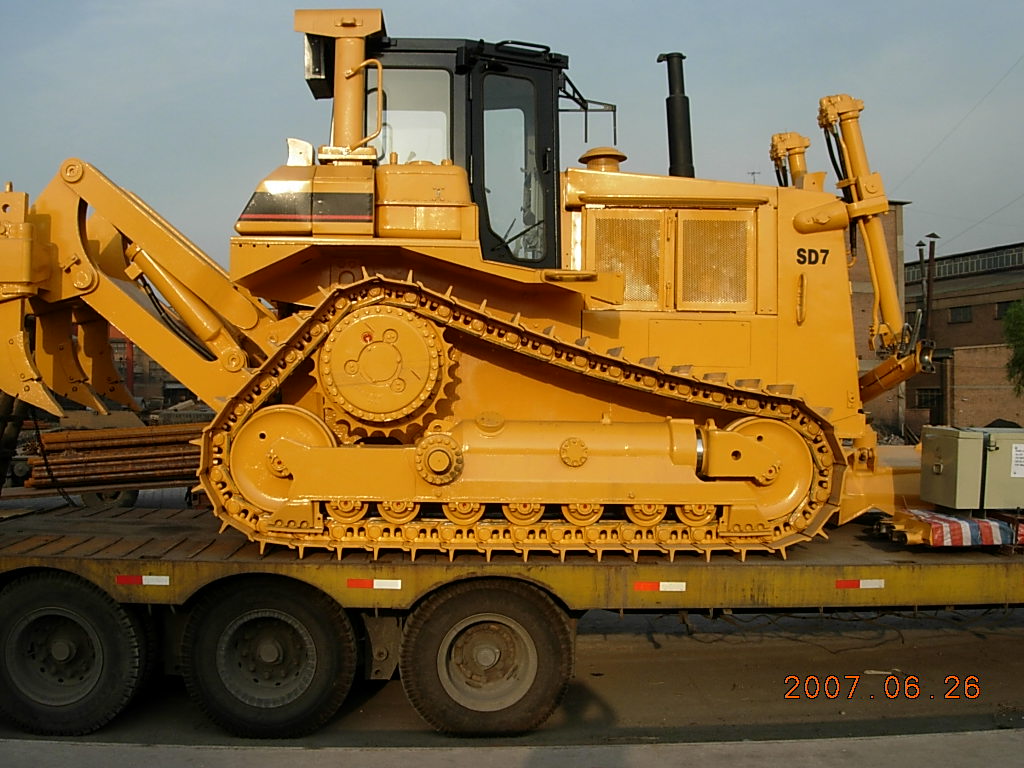 BULLDOZER D7