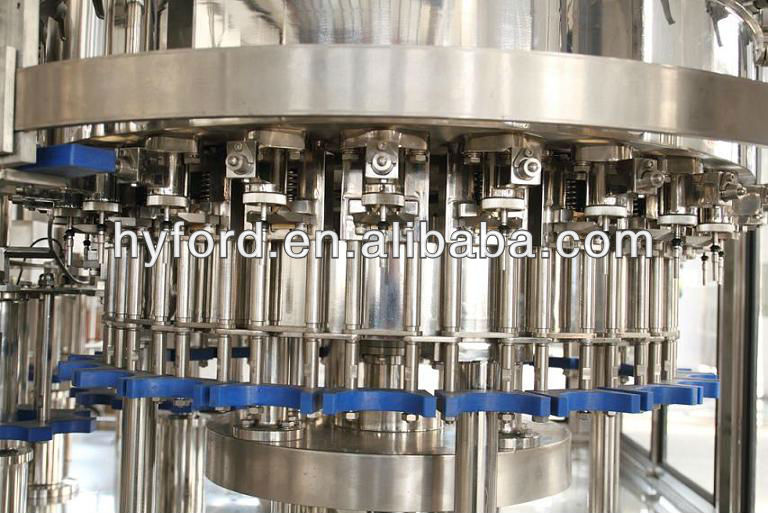 Carbonated Beverage Filling Machine