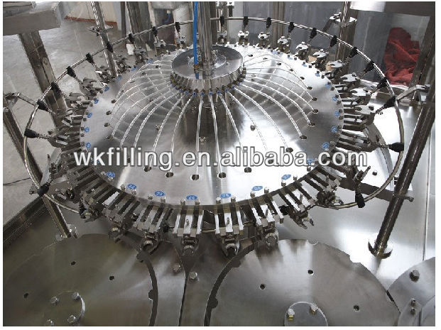 Carbonated Beverage Filling Machine