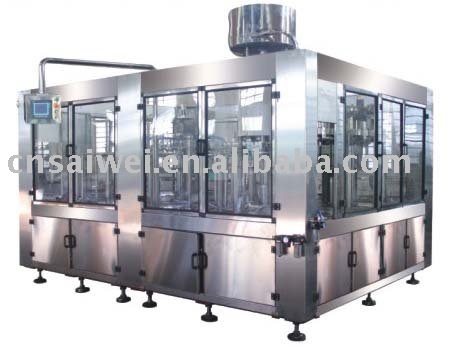 Carbonated drink filling machine