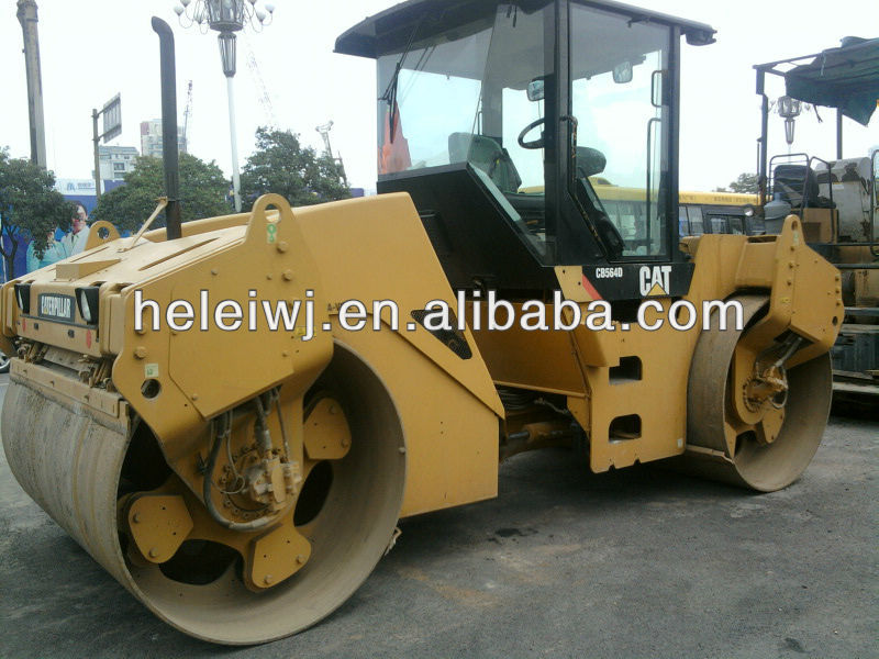 CAT Road Roller CB564D XW