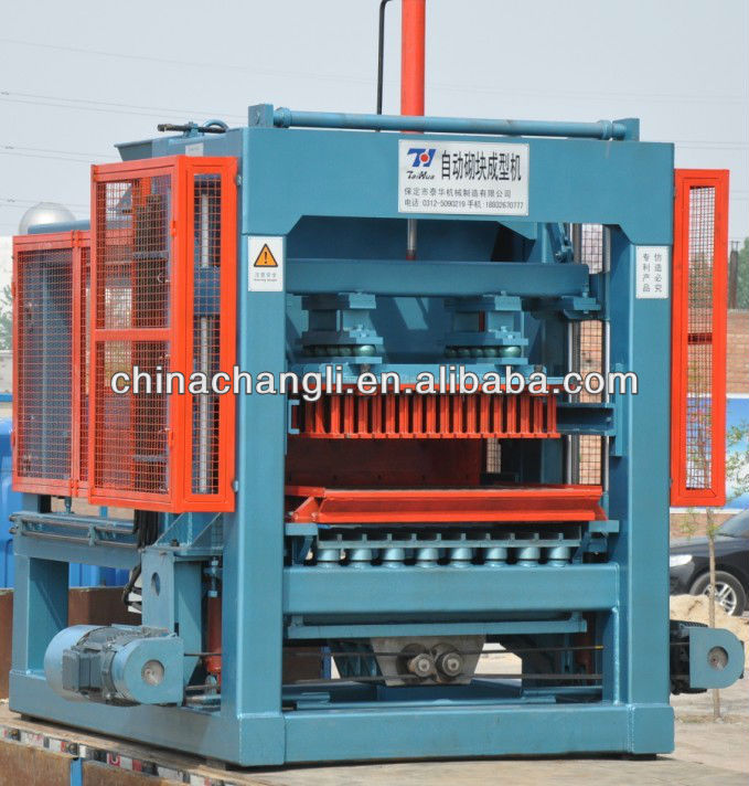 CE mobile brick machine, fly ash brick making machine QT4-25