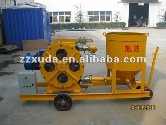 Cellular lightweight foam concrete conveyor pump