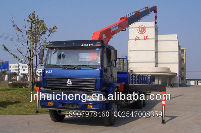 CHINA lowest price XCMG howo truck crane for sale