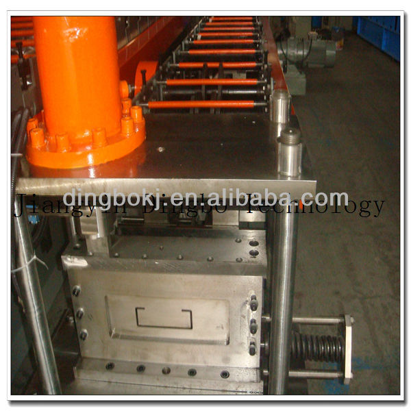 China metal gate frame roll forming machine