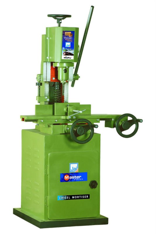 Chisel mortiser machine