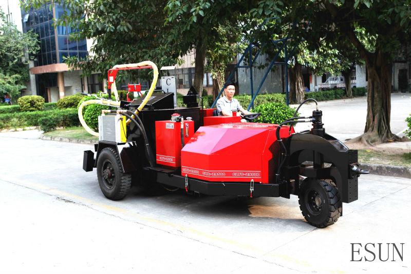 CLYG-ZS500 asphalt crackrepairing machine