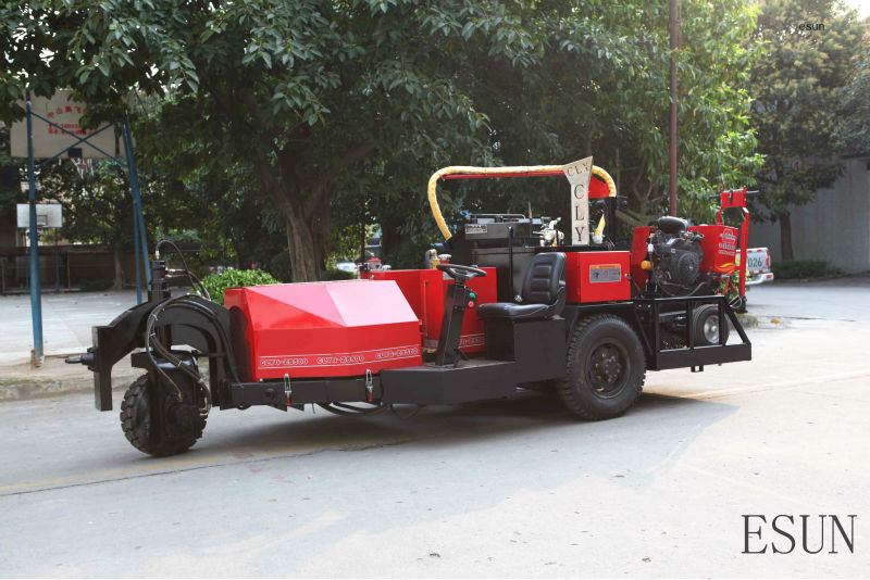 CLYG-ZS500 asphalt road crack repairing machine