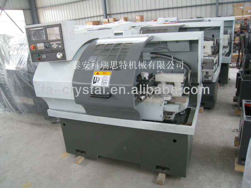 cnc lathes for ferrous non ferrous metal rods CK6132A