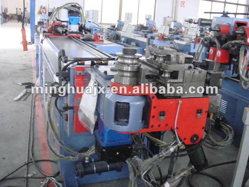 CNC pipe bending machine