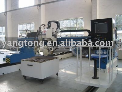 CNC Unlimited revolving plasma/flame cutting machine