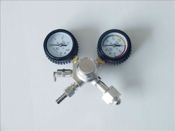 CO2 Regulator for Draft Beer