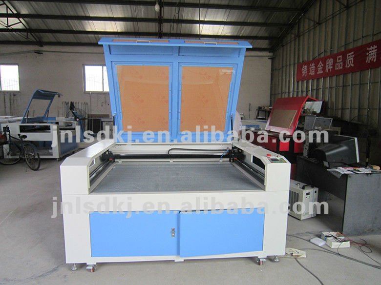 Competitive Price Laser Cutting Machine for Fabric