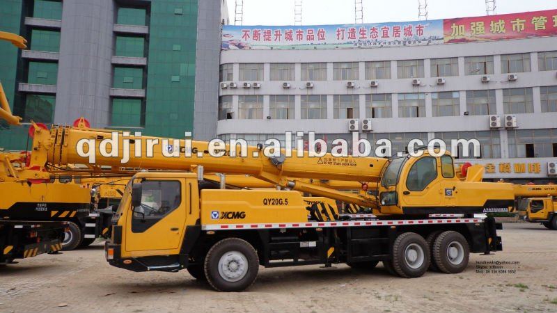 CONSTRUCTION MACHINERY: XCMG QY20G.5 TRUCK CRANE