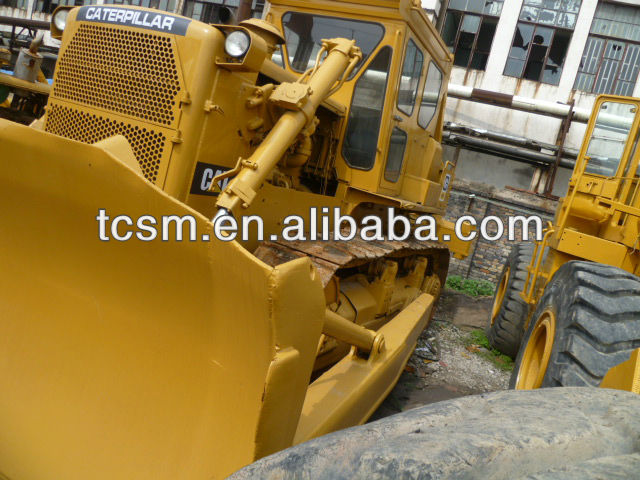 construction machines Japanese crawler track bulldozers D8K