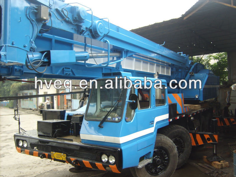 Crane KATO 100t nk1000e