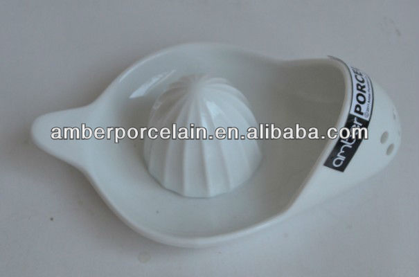 Cute White Porcelain Fruit Juicer