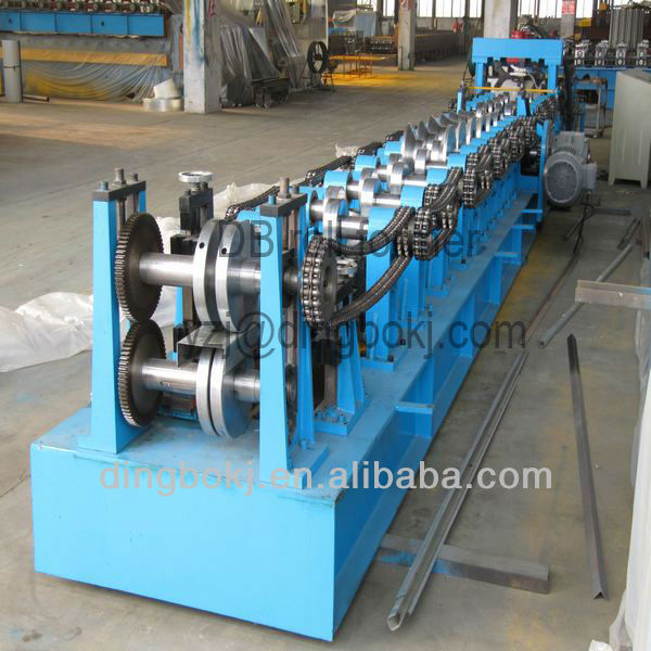 CZ quick change roll forming machine