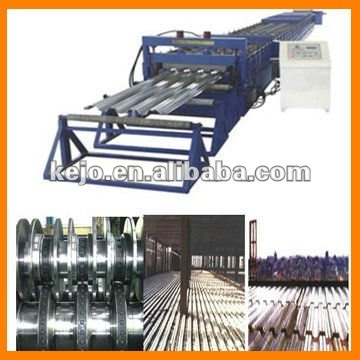 Deck floor roll forming machine