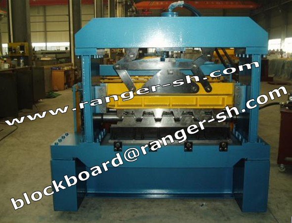 Deck Forming Machine