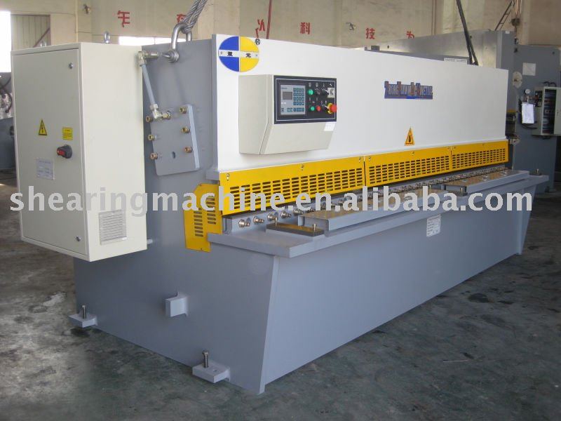 Delem CNC Hydraulic sheet shearing machine