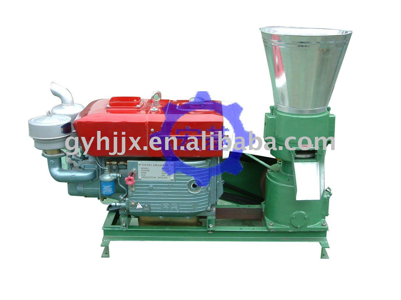 Diesel engine driven flat die pellet mill with small output for home using