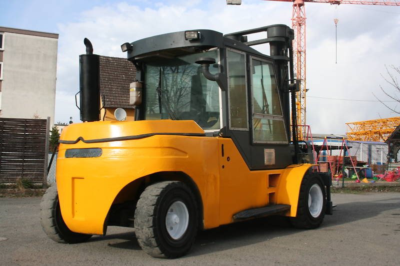 DIESEL-FORKLIFT JUNGHEINRICH 8.000kg! YEAR 2006!!! from GERMANY