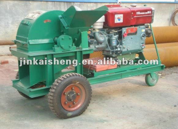 Diesel wood chip crusher for wood industry