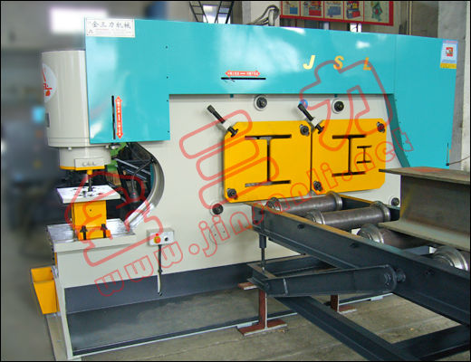 DIW-300E/L Hydraulic Ironworker