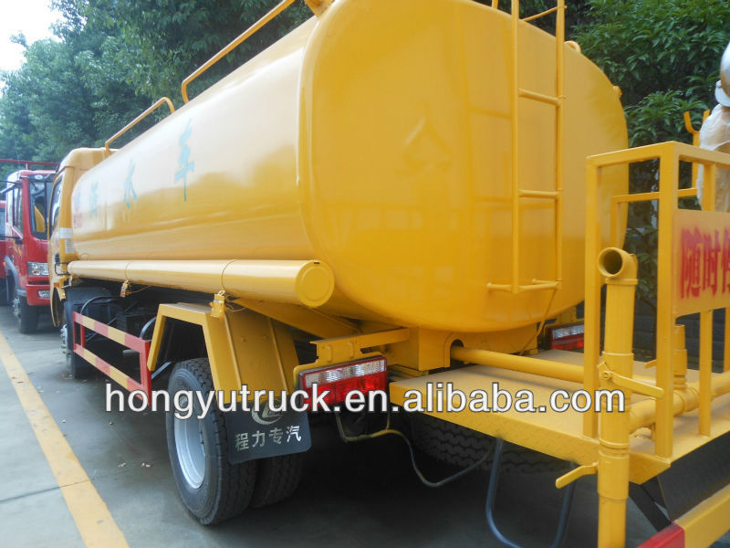 donfeng 4*2 water carrier