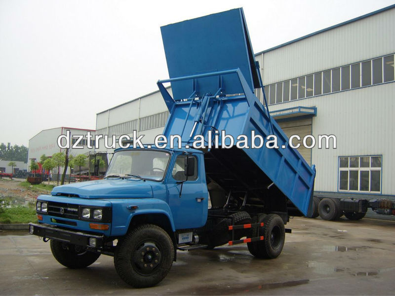 Dongfeng 140 convex head sealed model garbage trucks