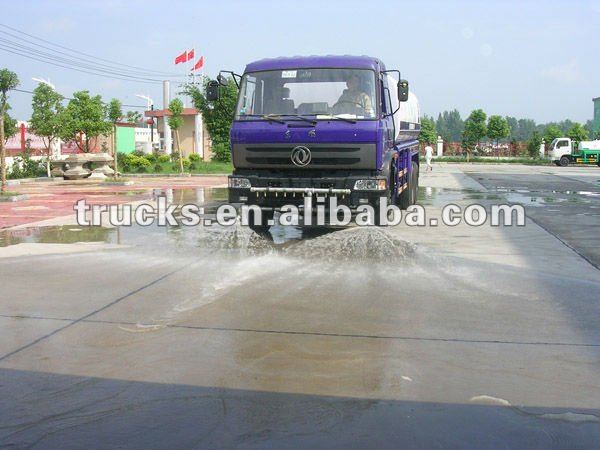 Dongfeng 18 Tons Sprinkler Truck