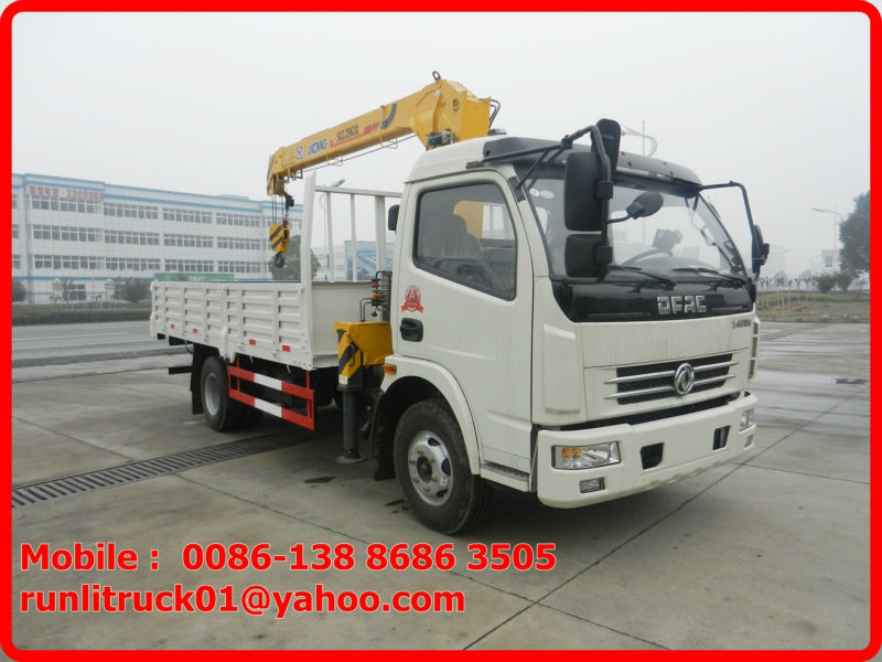 dongfeng 4*2 LHD/RHD 5tons crane truck,truck mounted crane