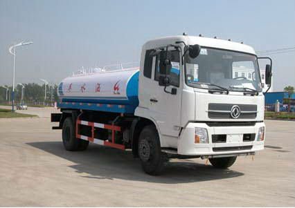 Dongfeng 4*2 water sprinkler truck 210hp