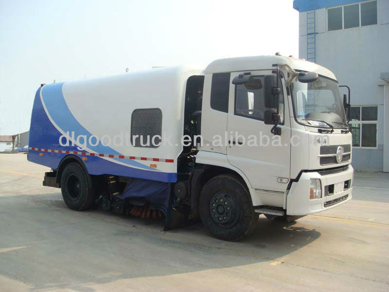 Dongfeng 4x2 broom sweeper truck