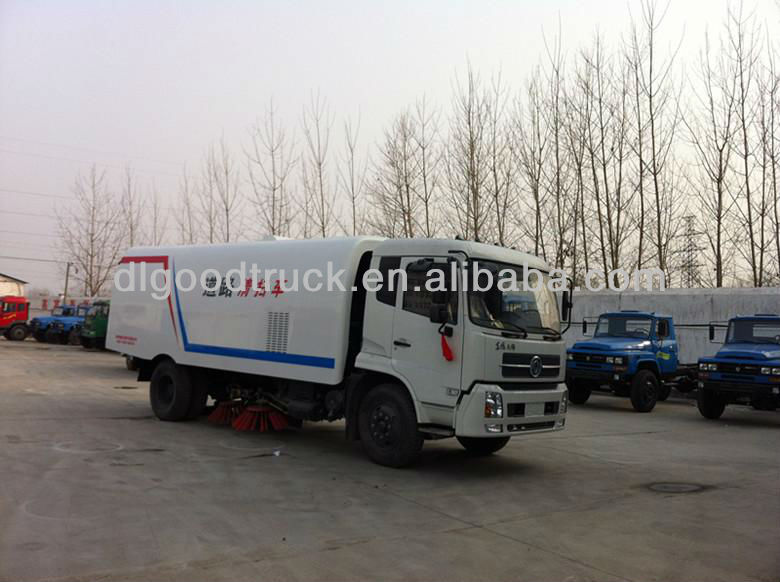 Dongfeng 4x2 dry-type road sweeper truck