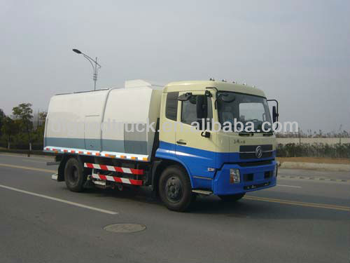 Dongfeng 4x2 industrial street sweeper truck