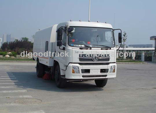 Dongfeng 4x2 road sweeper vehicle