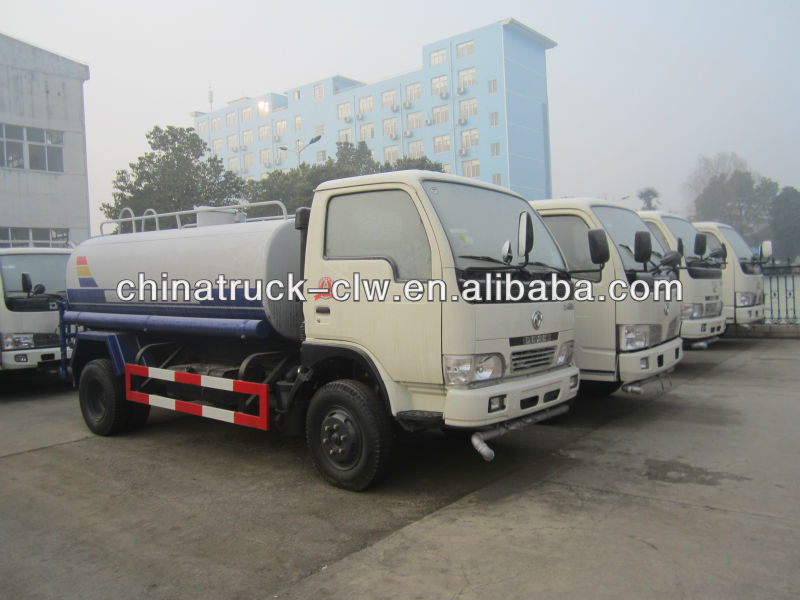 Dongfeng 4x2 small water truck for hot sales