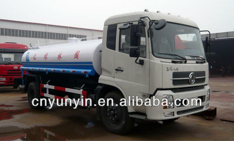 Dongfeng 4x2 water water sprinkler truck