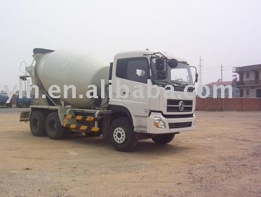 Dongfeng DFL5250GJB cement mixer