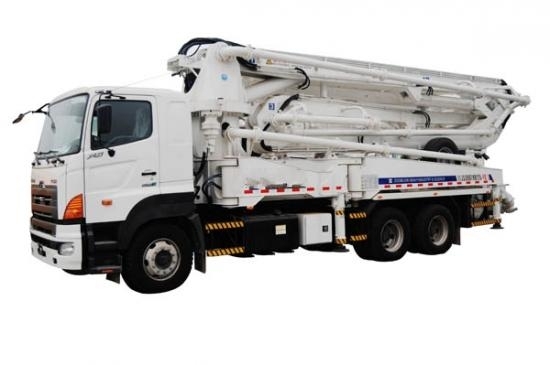 Dongfeng mounted concrete pump truck