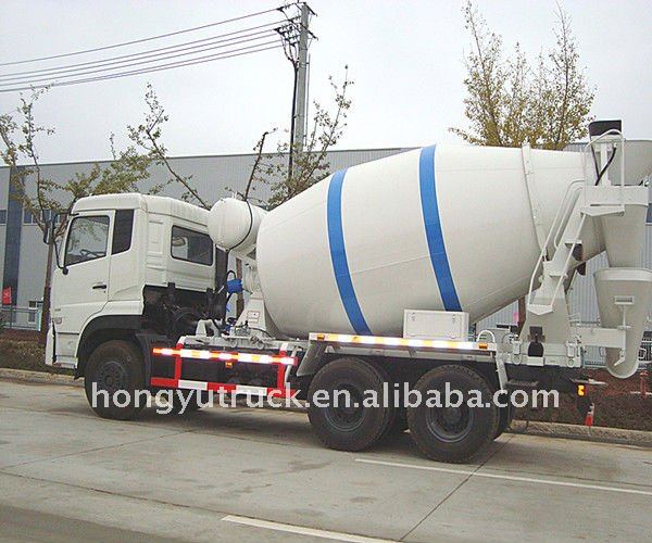 Dongfeng Portable Concrete Mixer Drum Truck