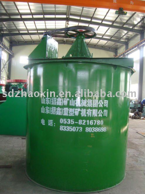 Double impeller stirring tank