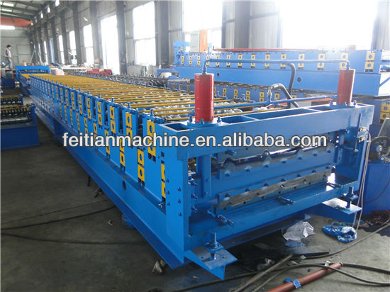 Double layer wall panels roll forming machine