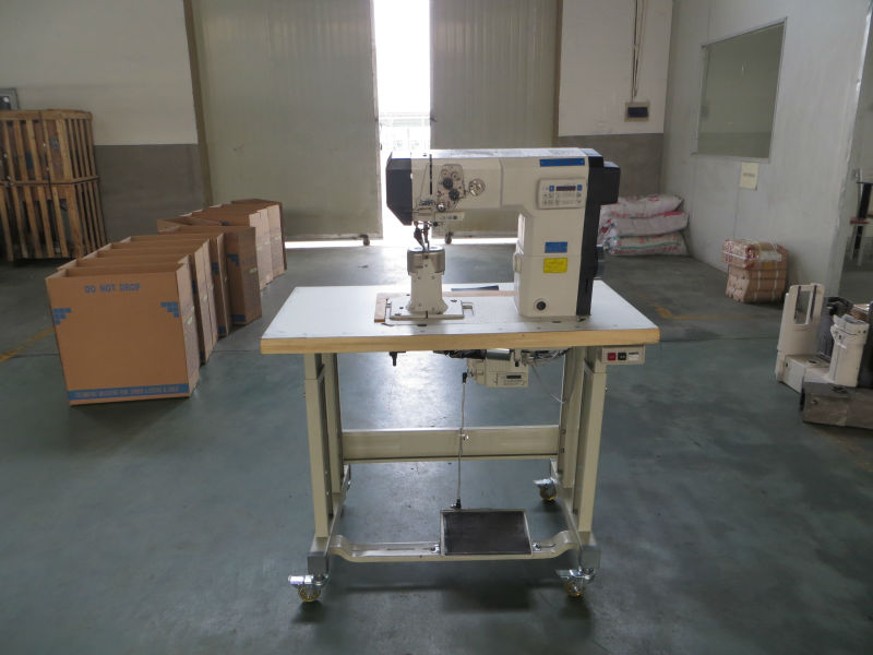 double needle post bed direct driver sewing machine