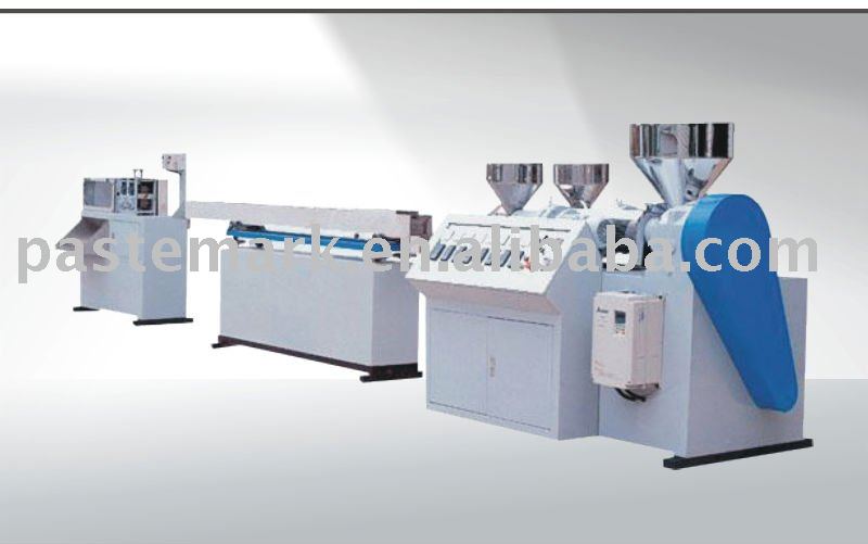 drinking tube extruding machine