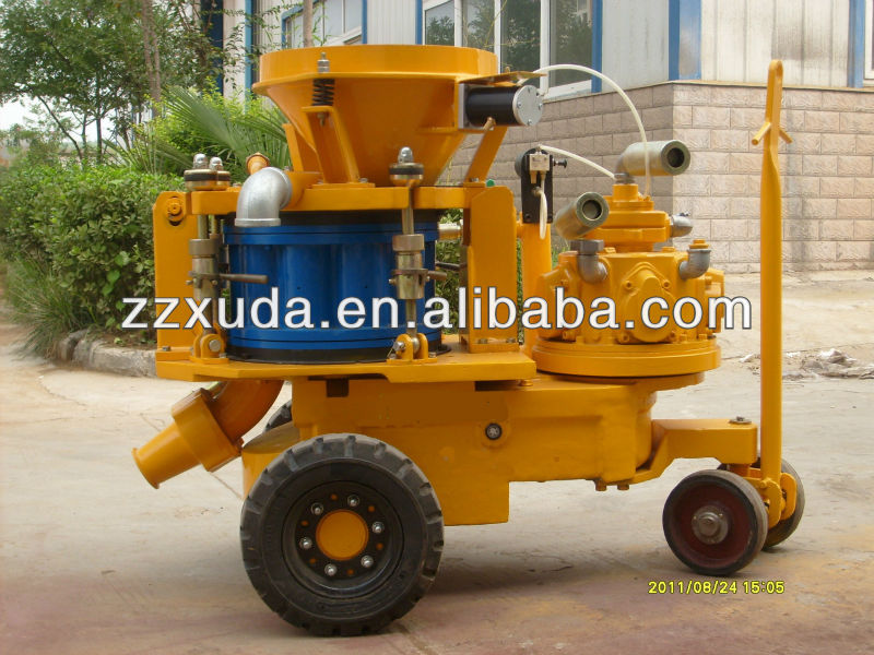 Dry-mix shotcrete machine with air driven