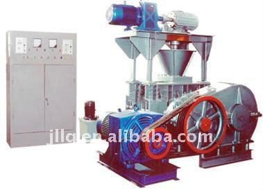 Dry powder pressure ball machine ,widely used for making charcoal